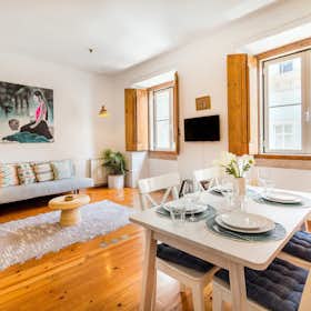 Apartment for rent for €2,000 per month in Lisbon, Rua da Misericórdia