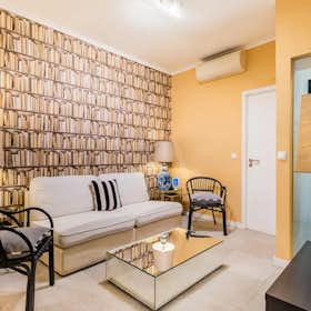 Apartment for rent for €2,000 per month in Lisbon, Travessa da Laranjeira