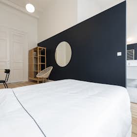 Private room for rent for €800 per month in Ixelles, Rue de Stassart