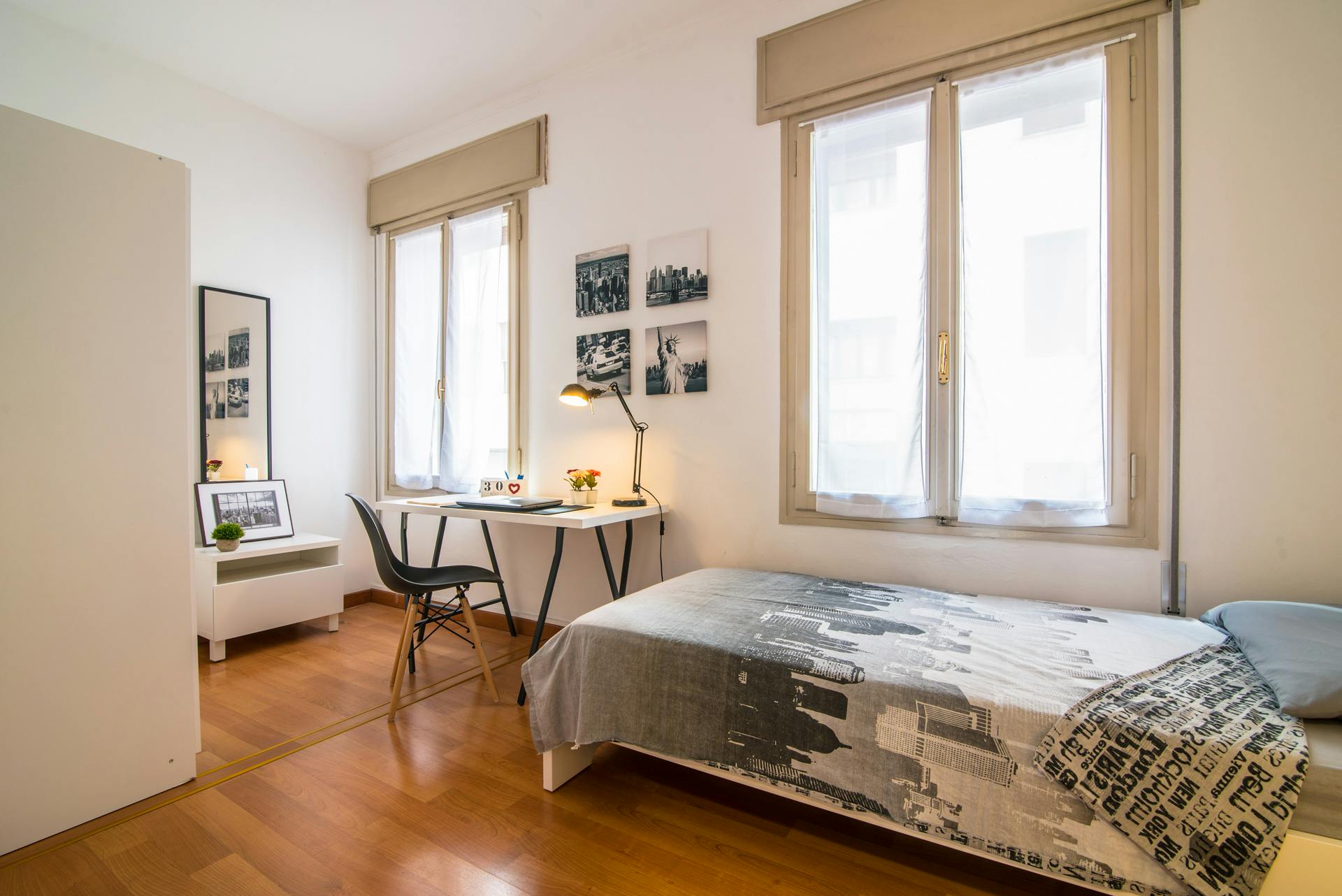 preview gallery tile