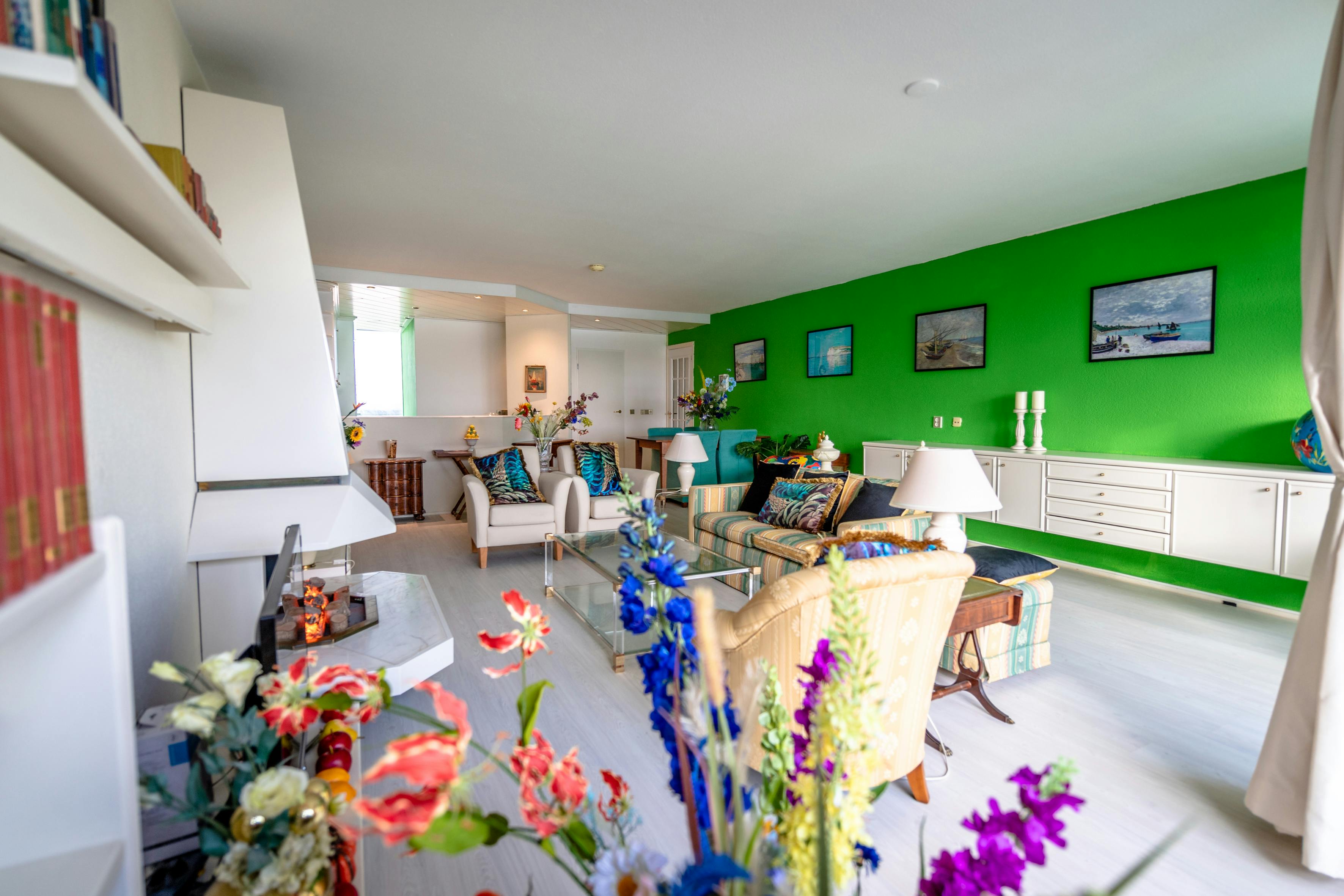 preview gallery tile