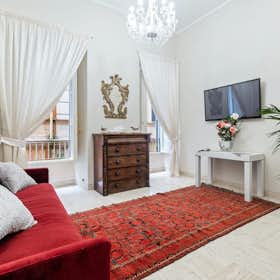 Apartment for rent for €7,500 per month in Rome, Piazza di Pietra