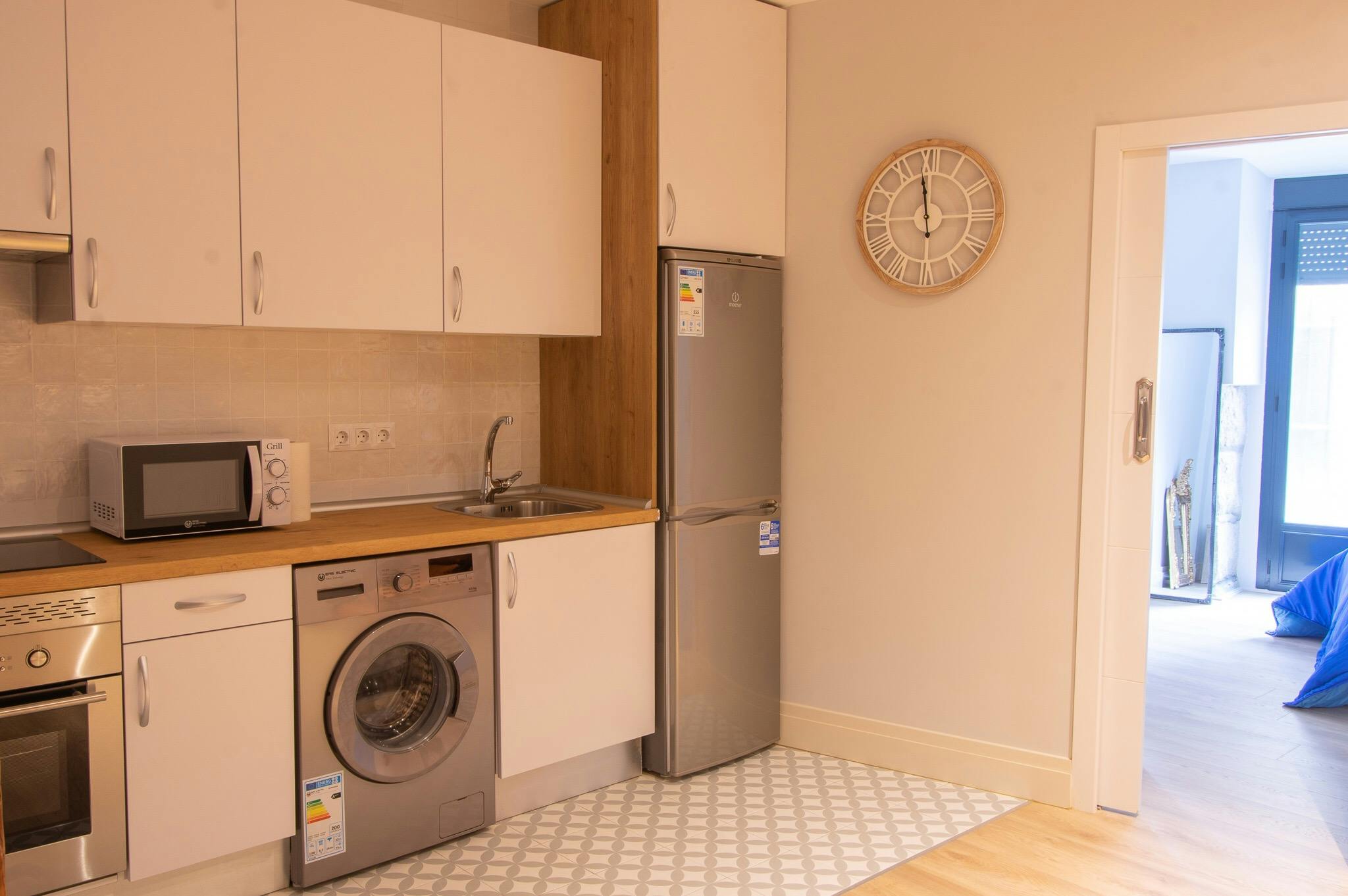 Calle de Jesús y María, Madrid Madrid