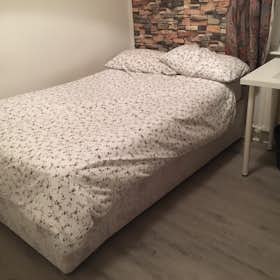 Private room for rent for €1,140 per month in Dublin, Saint Alphonsus' Road Upper