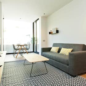 Apartment for rent for €1,550 per month in Barcelona, Carrer de Ticià