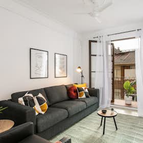 Apartment for rent for €1,980 per month in Barcelona, Carrer de l'Olivera