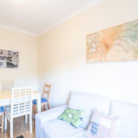 Apartment for rent for €1,400 per month in Barcelona, Carrer de Sants
