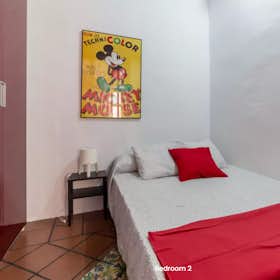 Private room for rent for €500 per month in Valencia, Carrer de les Danses