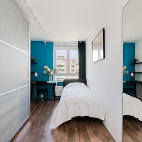 Cameră privată de închiriat pentru 1.057 EUR pe lună în Rotterdam, Prinsenlaan