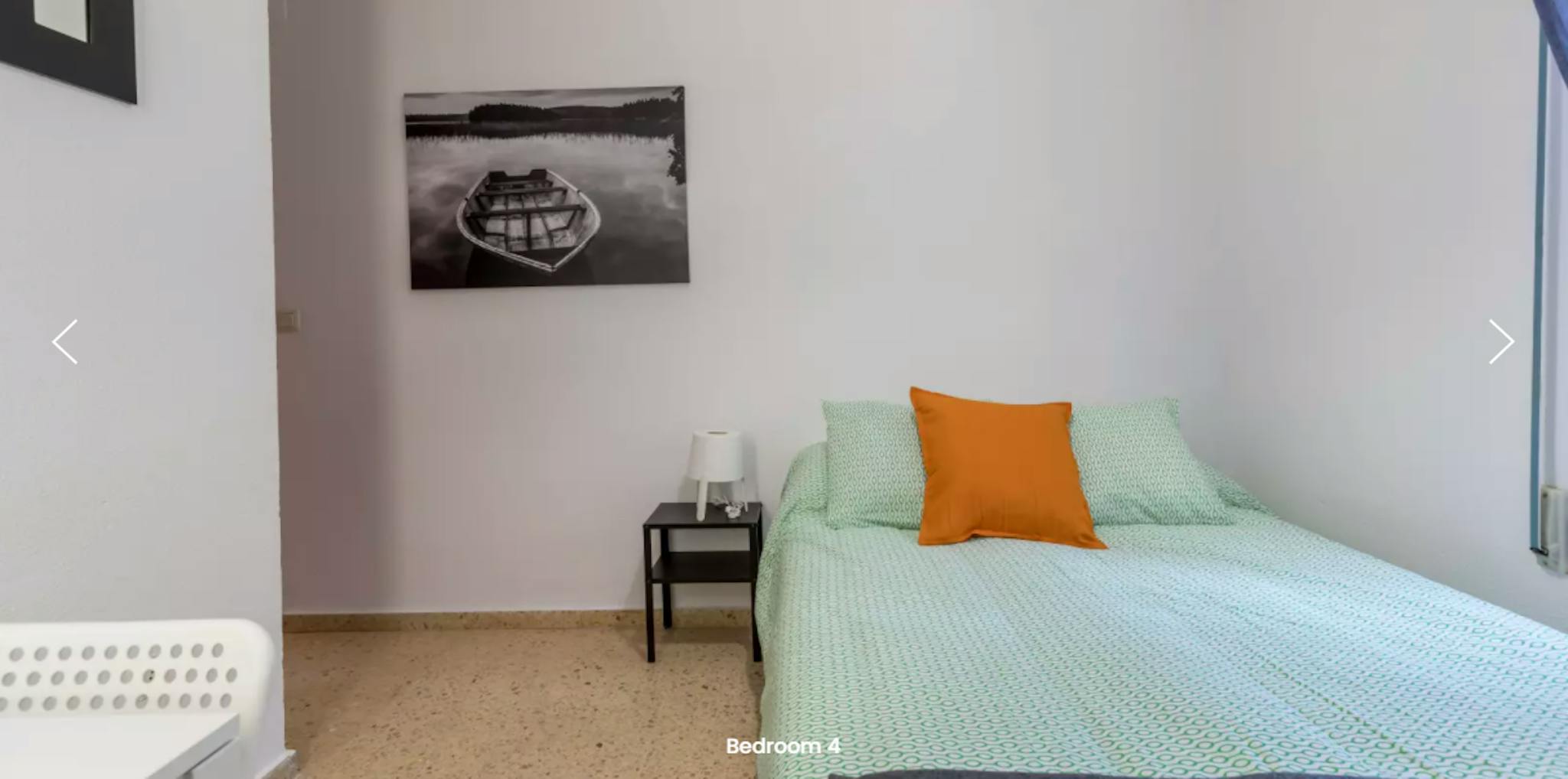 Plaça del Dramaturg Faust Hdez. Casajuana, Valencia preview