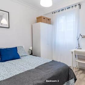 Private room for rent for €325 per month in Valencia, Carrer Pintor Joan Baptista Porcar