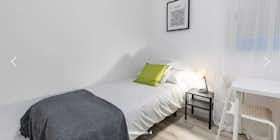 Privé kamer te huur voor € 300 per maand in Valencia, Carrer Pintor Joan Baptista Porcar