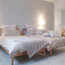Apartment for rent for €1,640 per month in Mülheim, Nollendorfstraße