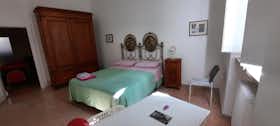 Cameră privată de închiriat pentru 485 EUR pe lună în Perugia, Via Cartolari