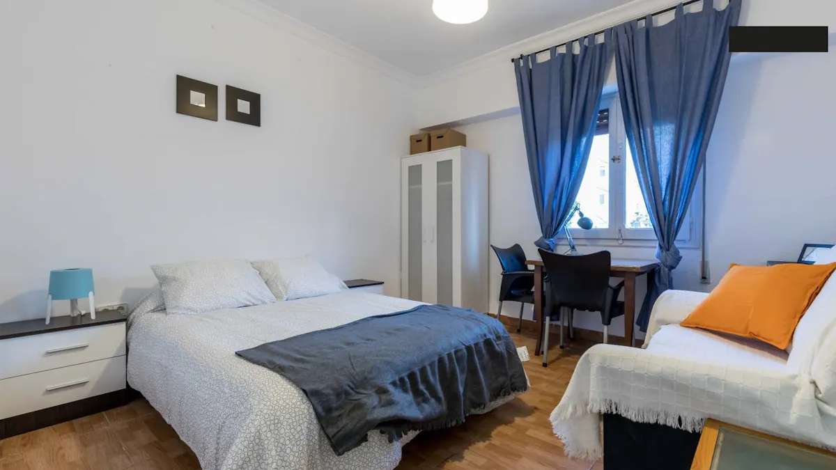 Private room in Calle de la Serrería, Valencia (1120669) ROOM