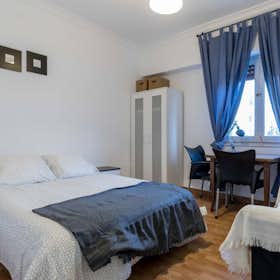 Private room for rent for €325 per month in Valencia, Calle de la Serrería