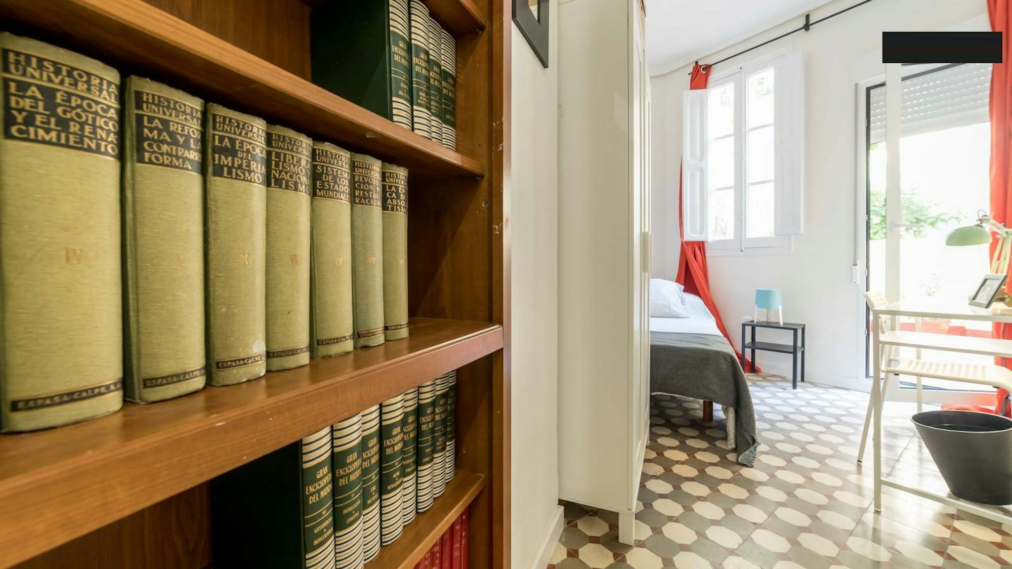 Calle Marqués de Zenete, Valencia preview