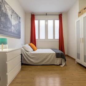 Private room for rent for €350 per month in Valencia, Calle Marqués de Zenete