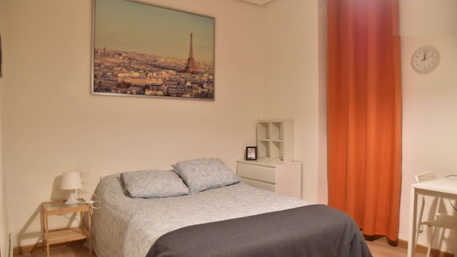 Single room Valencia, 11m² — photo 1