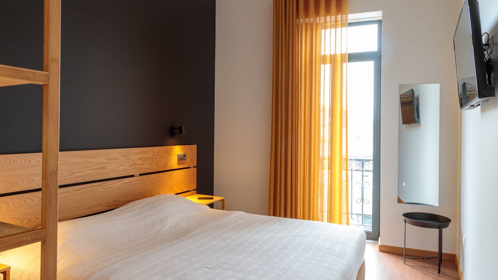 大楼 正在以 €525 的月租出租，其位于 Vila Nova de Gaia, Rua do Pilar