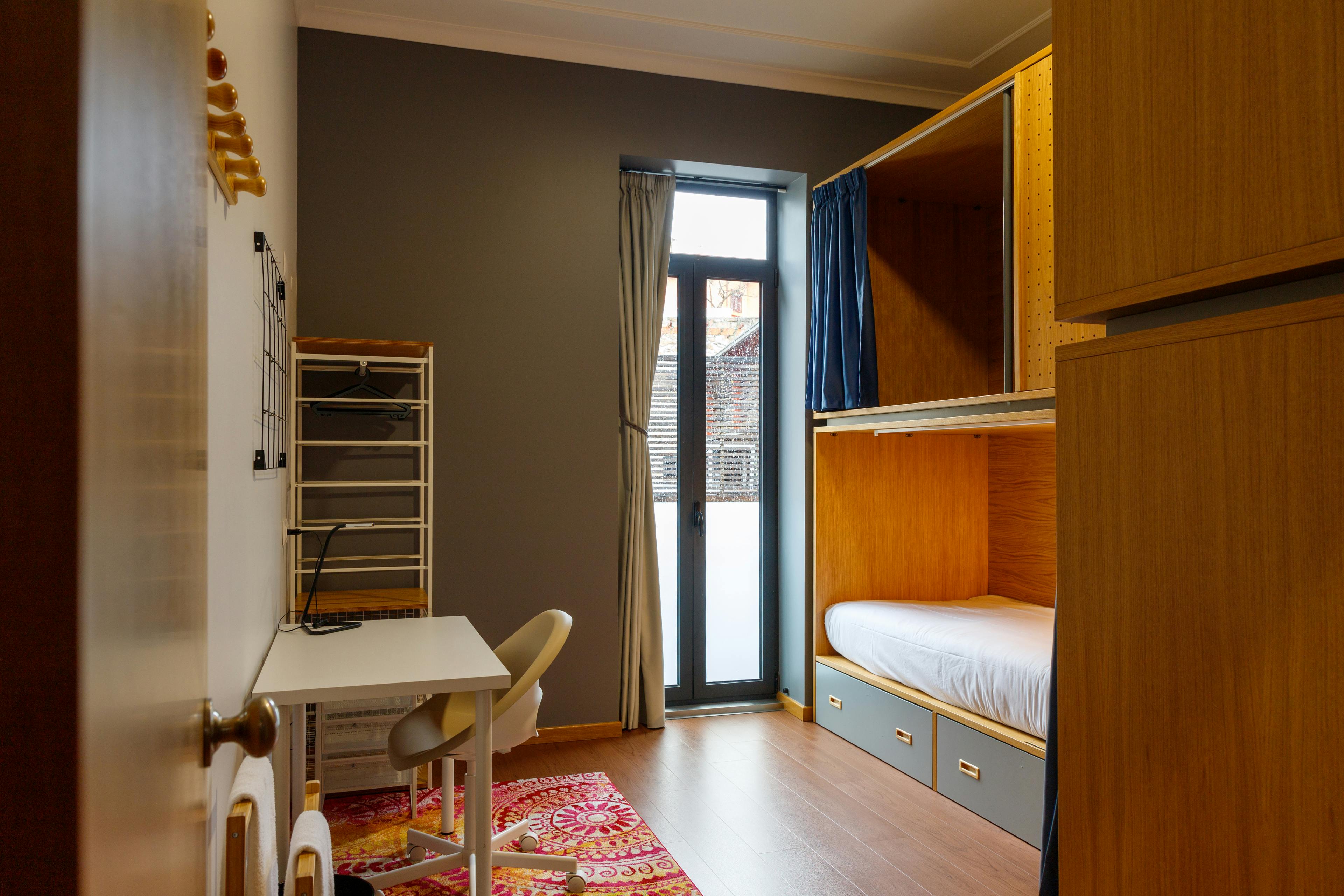 共用房间 正在以 €490 的月租出租，其位于 Vila Nova de Gaia, Rua do Pilar