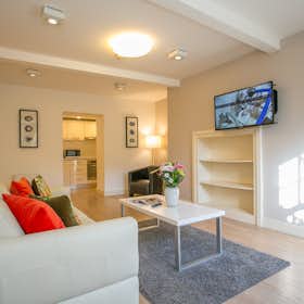 Appartement te huur voor € 3.000 per maand in Dublin, Hatch Street Lower