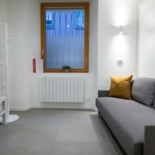 Apartment for rent for €1,015 per month in Udine, Via del Sale