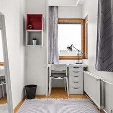 Private room for rent for €579 per month in Helsinki, Klaneettitie