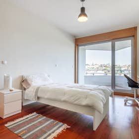 Private room for rent for €510 per month in Maia, Rua da Arroteia