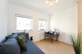 Studio for rent for €620 per month in Vienna, Nattergasse