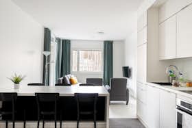 Appartement à louer pour 2 100 €/mois à Vantaa, Kaivokselantie