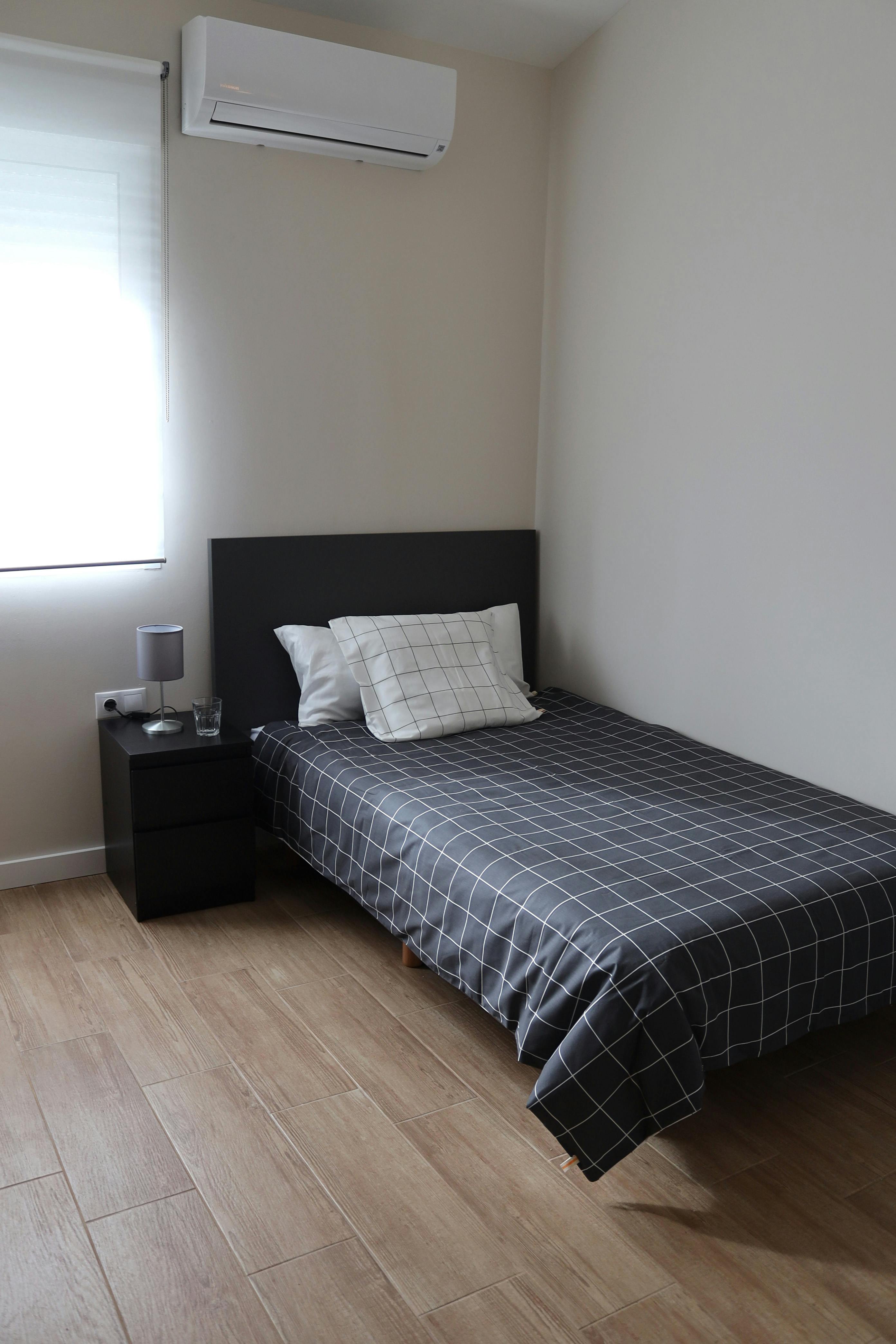 Студія за оренду для 620 EUR на місяць у Burjassot, Carrer Isaac Peral