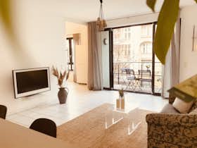 Apartment for rent for €2,925 per month in Berlin, Schlüterstraße