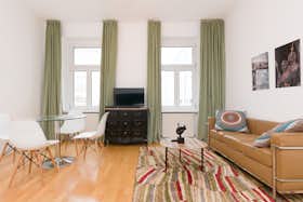 Studio for rent for €1,490 per month in Vienna, Alser Straße