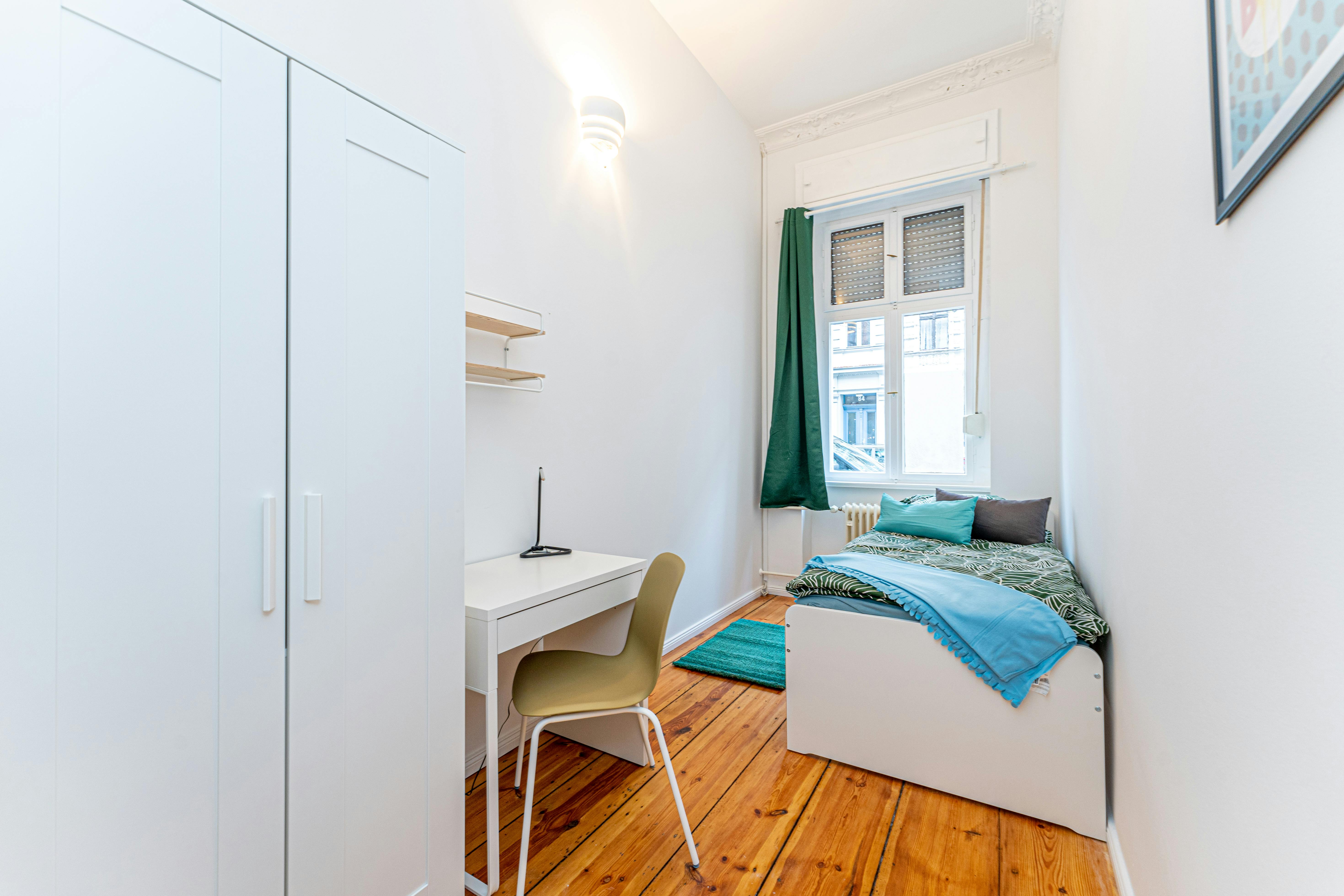 Hobrechtstraße, Berlin preview