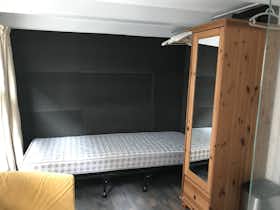 Privé kamer te huur voor € 690 per maand in Amsterdam, Vijzelstraat