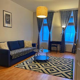 Apartment for rent for €1,200 per month in Vienna, Embelgasse