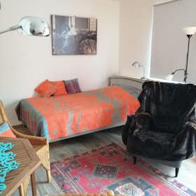 Monolocale for rent for 1.200 € per month in Berlin, Wilmersdorfer Straße