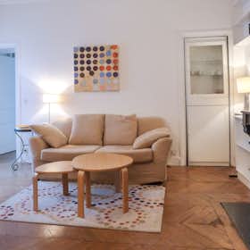 Apartment for rent for €2,500 per month in Paris, Rue du Conservatoire