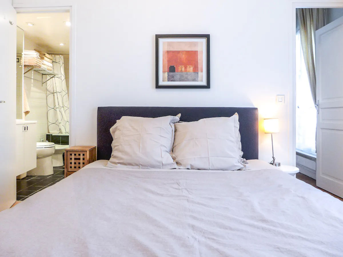 2-Bedroom Apartment in Rue du Conservatoire, Paris (1123955) ROOM