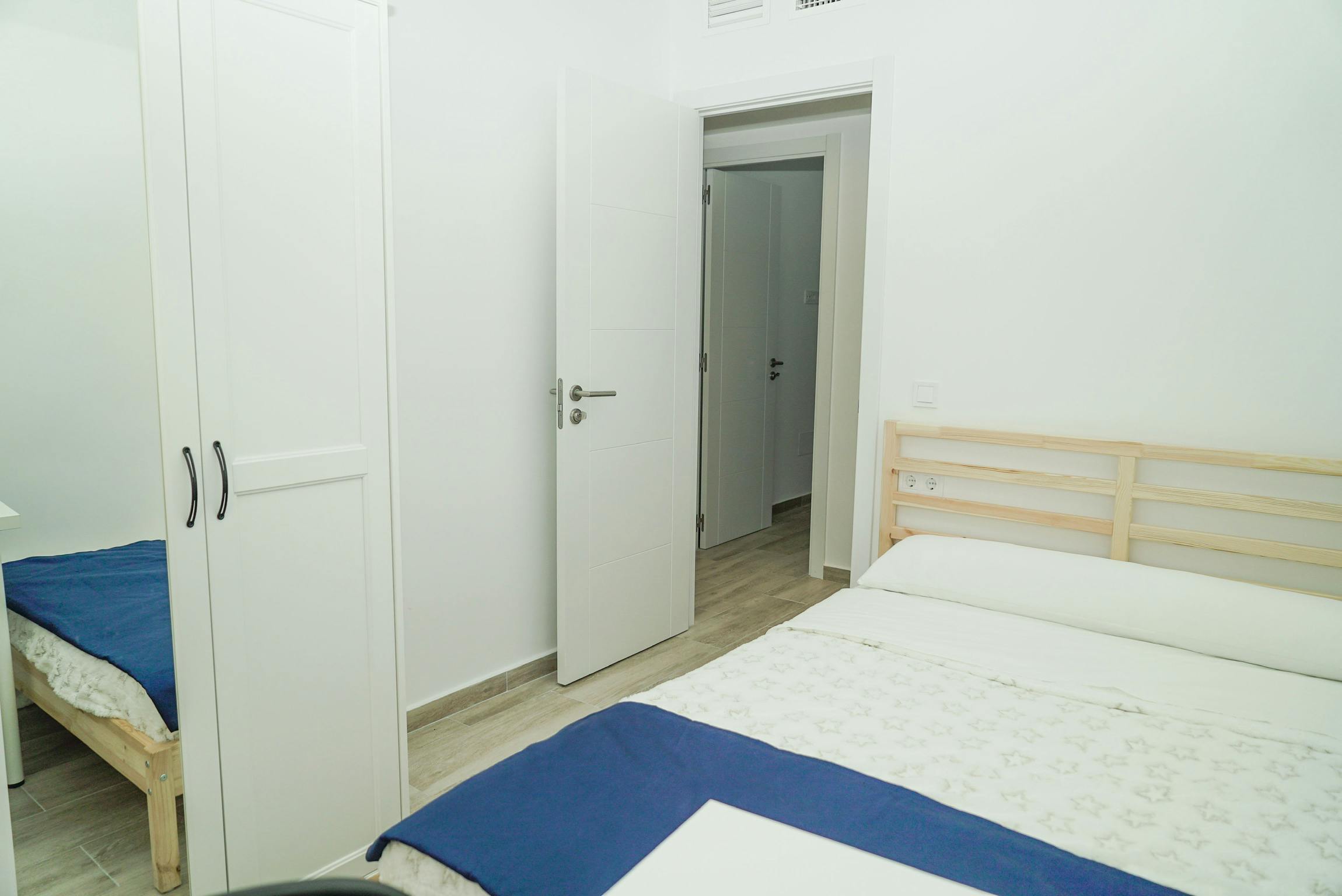 Private room for rent for €465 per month in Málaga, Avenida José Ortega y Gasset