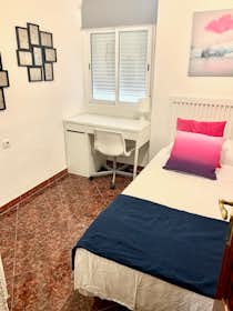 Private room for rent for €370 per month in Málaga, Pasaje Pezuela