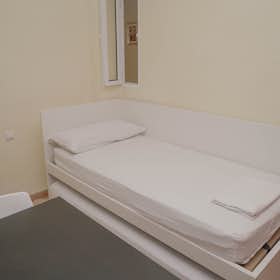 Private room for rent for €350 per month in Málaga, Pasaje Pezuela