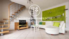 Apartment for rent for €1,550 per month in Bormio, Via Milano
