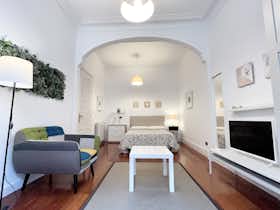 私人房间 正在以 €700 的月租出租，其位于 Bilbao, Calle de Elcano