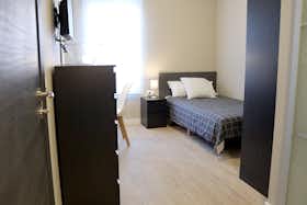 单间公寓 正在以 €540 的月租出租，其位于 Burjassot, Carrer Isaac Peral