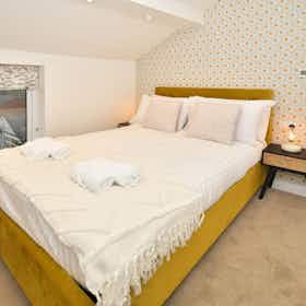 Appartement te huur voor £ 2.400 per maand in Congleton, Antrobus Street