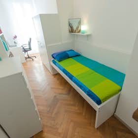 Private room for rent for €480 per month in Turin, Piazza Tancredi Galimberti