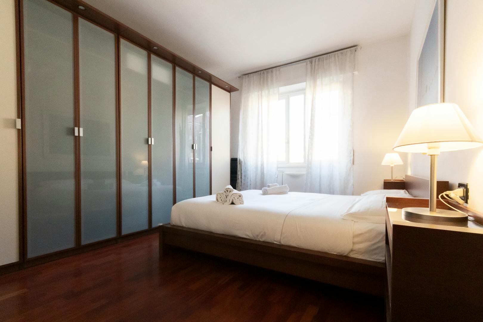 Wohnung zu mieten für 1.300 € pro Monat in Milan, Via Ruggero Bonghi