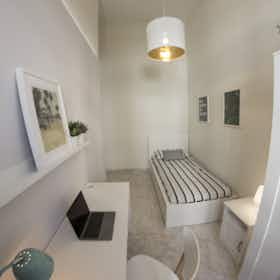 Habitación privada en alquiler por 520 € al mes en Florence, Via Giotto